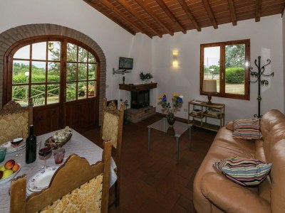 Holiday house Geräumiges Bauernhaus in Terranuova Bracciolini mit Pool - Features photo 23