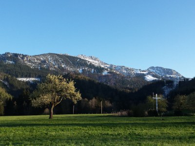 Holiday apartment Kampenwandblick - Environment photo 11