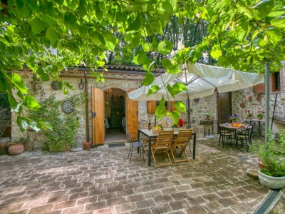 Holiday house Ferienhaus in Assisi mit beheiztem Pool - Outdoor photo 3