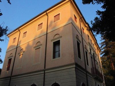 Castle Castle in Veneto with Garden & History - Outdoor photo 6