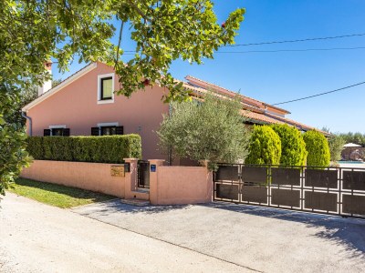 Holiday house Ulika - Outdoor photo 18