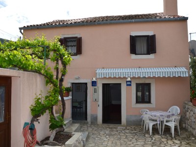 Holiday house Vladimir in Martinšćica - Holiday house