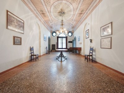 Castle Schloss in Romano d’Ezzelino mit Garten - Features photo 35