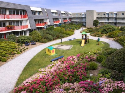 Holiday apartment Amelander Paraijs 18 - Outdoor photo 4