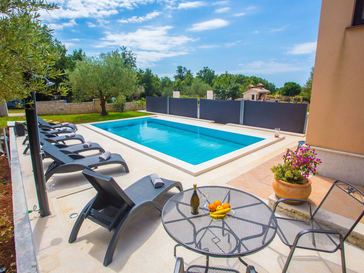 Holiday apartment Mir with private pool - Outdoor photo 3