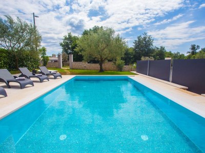 Holiday apartment Mir with private pool - Outdoor photo 4