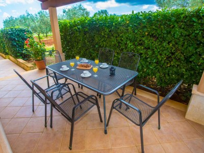 Holiday apartment Mir with private pool - Features photo 17