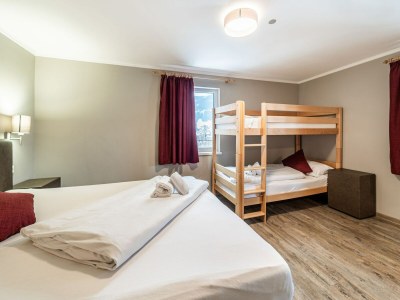 Chalet Chalet in Bruck nahe Skipisten - Features photo 17