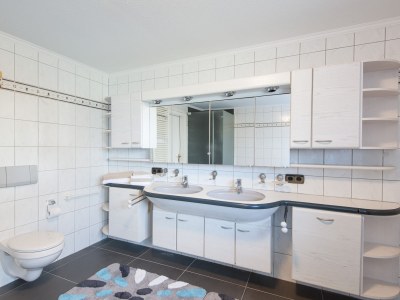 Holiday apartment - No title - - Features photo 13