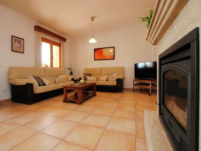 Cottage Villa in Mallorca with Private Pool - Features photo 9