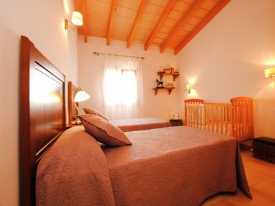 Cottage Villa in Mallorca with Private Pool - Features photo 16