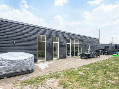 Holiday house Summer house with wellness area - Outdoor photo 23