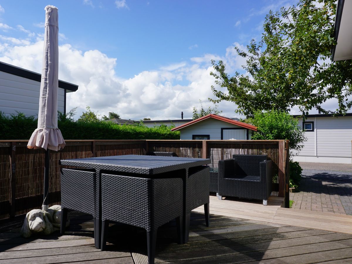 Bungalow - No title - - Outdoor photo 2