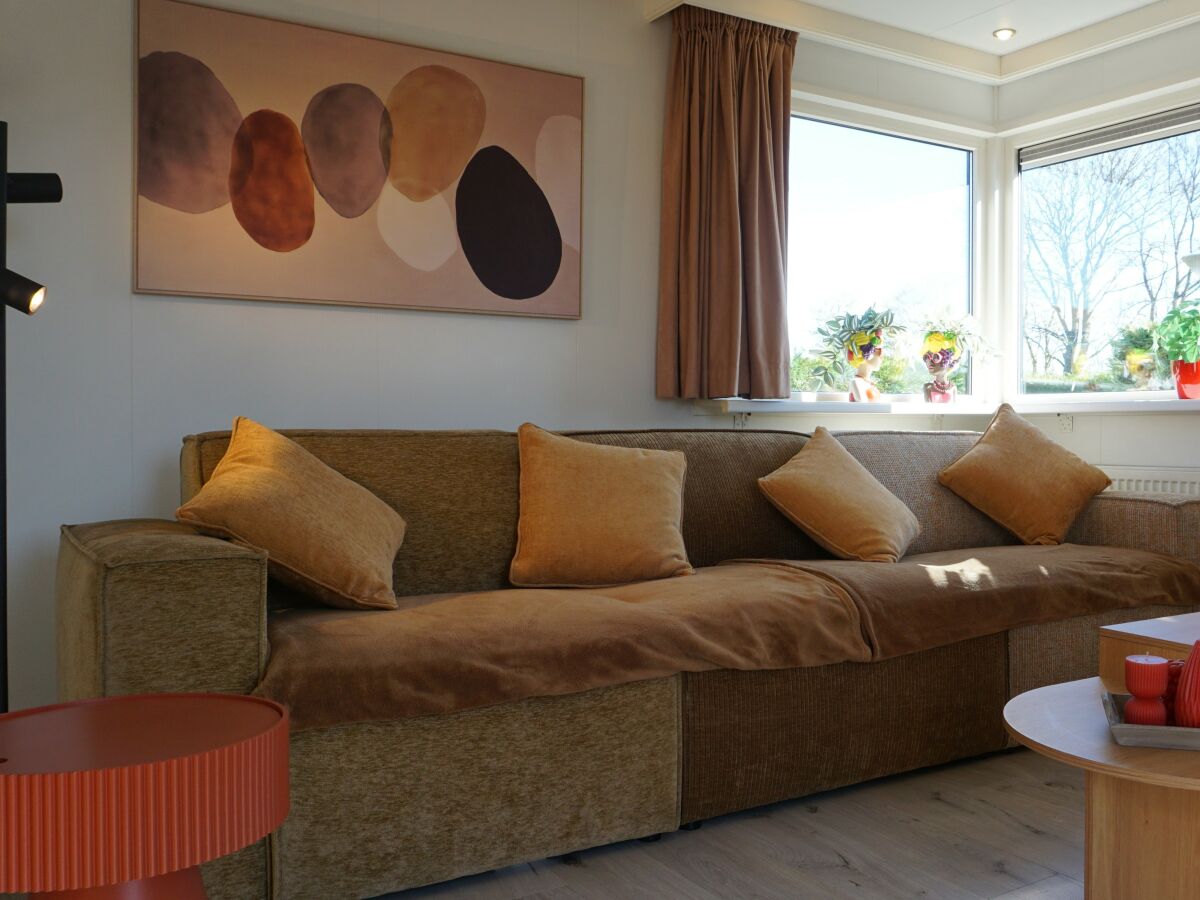 Bungalow - No title - - Features photo 5