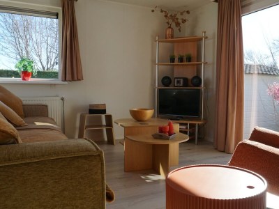 Bungalow - No title - - Features photo 6