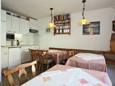 Apartment Chalet in Fügen nahe Spieljochbahn - Features photo 16
