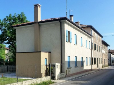 Holiday house Belvilla by OYO Casa sul Piave in Caerano di San Marco - Holiday house
