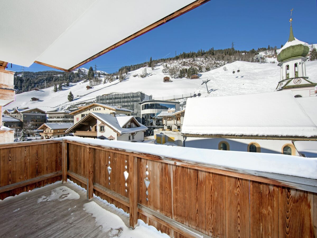 Apartment Apartment in Gerlos near Ski Slopes - Outdoor photo 2