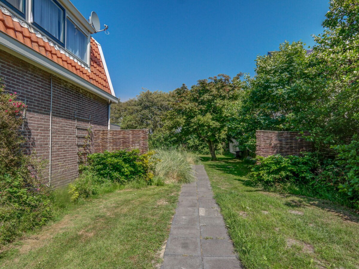 Holiday house Sunny Home - Dorpsstraat 217 - Outdoor photo 3