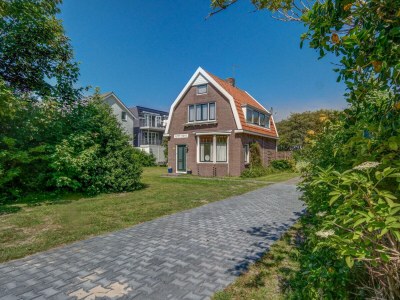 Holiday house Sunny Home - Dorpsstraat 217 - Outdoor photo 2