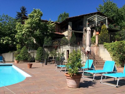Cottage Mansion in Langhe with Pool and Winery Charm - Outdoor photo 2