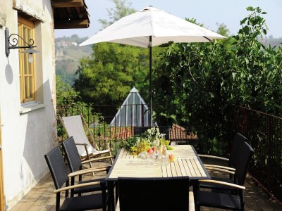 Cottage Mansion in Langhe with Pool and Winery Charm - Outdoor photo 3