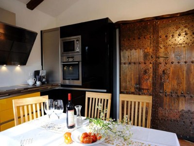 Cottage Mansion in Langhe with Pool and Winery Charm - Features photo 15