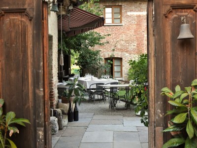 Cottage Mansion in Langhe with Pool and Winery Charm - Outdoor photo 34