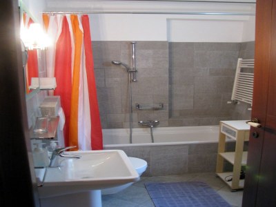 Cottage Mansion in Langhe with Pool and Winery Charm - Features photo 15