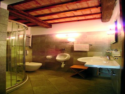 Cottage Mansion in Langhe with Pool and Winery Charm - Features photo 16
