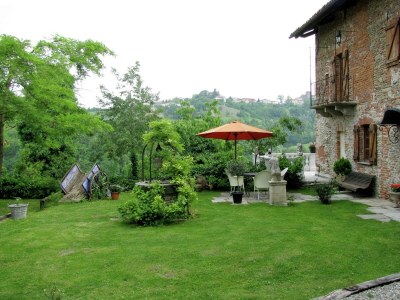 Cottage Mansion in Langhe with Pool and Winery Charm - Outdoor photo 4