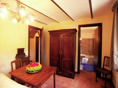 Cottage Mansion in Langhe with Pool and Winery Charm - Features photo 11