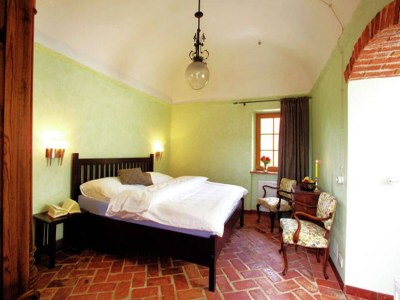 Cottage Mansion in Langhe with Pool and Winery Charm - Features photo 14
