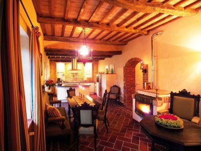 Cottage Mansion in Langhe with Pool and Winery Charm - Features photo 16