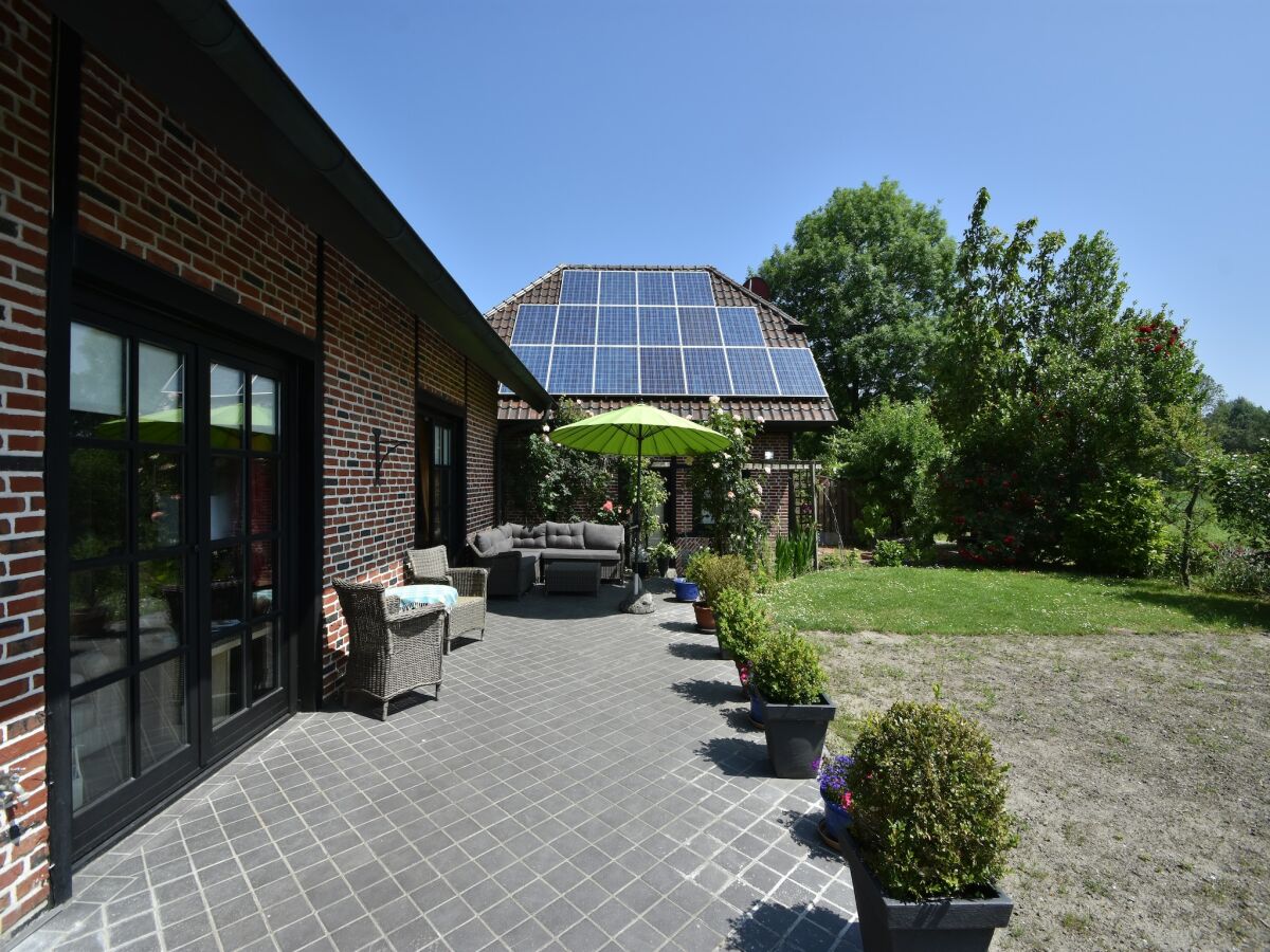 Cottage Geräumiges Herrenhaus mit Wiesenblick in Bruinisse - Outdoor photo 3