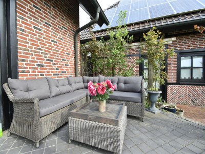 Cottage Geräumiges Herrenhaus mit Wiesenblick in Bruinisse - Outdoor photo 12