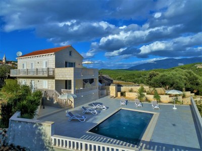 Holiday house Lokanjac mit Pool - Outdoor photo 42