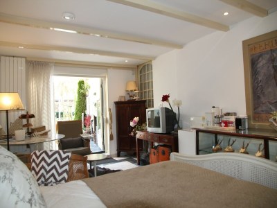 Holiday house Studio near Heiloo Woods and Egmond Beach in Heiloo - Holiday house