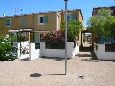 Holiday house Comfortable holiday home close to the beach in a sunny location. - Outdoor photo 5