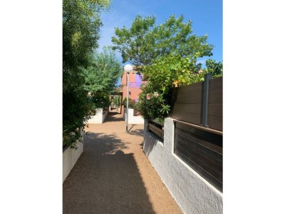 Holiday house Comfortable holiday home close to the beach in a sunny location. - Outdoor photo 8