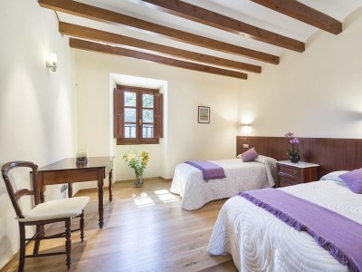 Villa Majestic Holiday Estate in Calvià Up to 12 Guests - Features photo 15