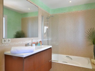 Villa Villa With Enchanting Sea Views And Pool. 7 Guests - Features photo 19