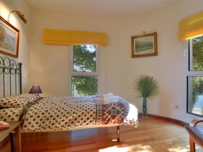 Villa Villa With Enchanting Sea Views And Pool. 7 Guests - Features photo 20