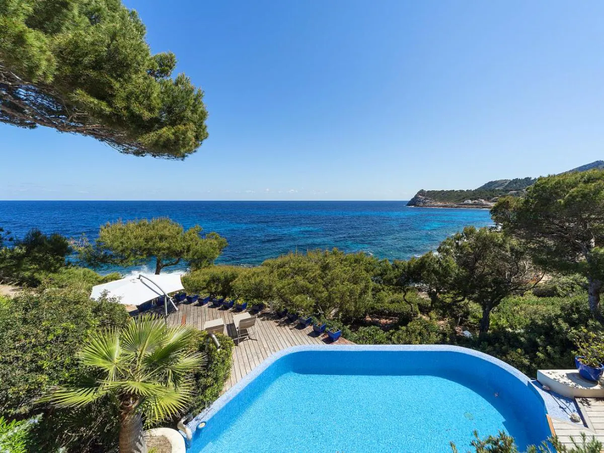 Villa Mallorca front line villa direct access to sea - Outdoor photo 2