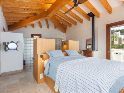 Villa Mallorca front line villa direct access to sea - Features photo 43