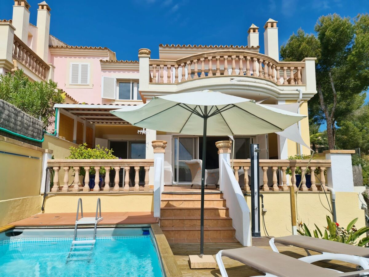 Holiday house - No title - 1