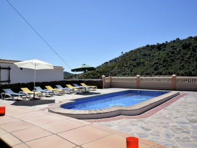 Villa Familienvilla mit Garten - Outdoor photo 2