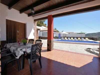 Villa Familienvilla mit Garten - Outdoor photo 8