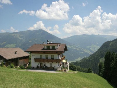 Apartment Apartment in Fügenberg near Ski Slopes - Outdoor photo 8