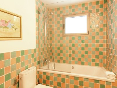 Villa Belvilla by OYO Vibrant Villa with Swimming Pool - Features photo 13